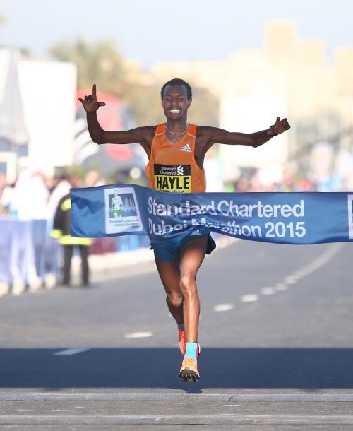 Berhanu wins Dubai Marathon 2015.jpeg