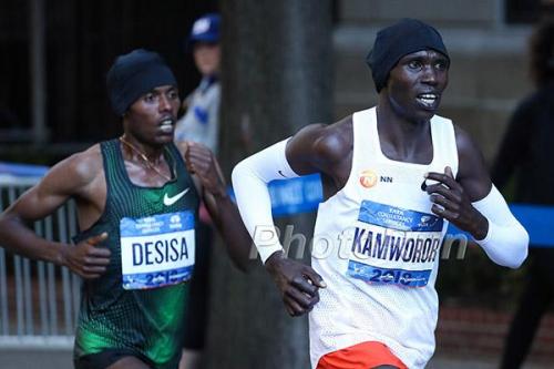 Kamworor_GeoffreyLeads-NycM18.jpg