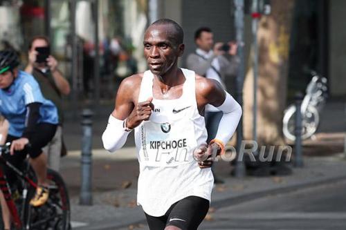Kipchoge_EluidH-Berlin18.JPG