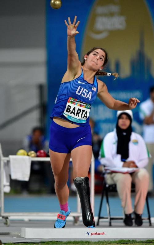 bata shot put    .jpg