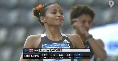 jazmin sawyes.jpg