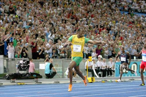 004_Bolt_Usain200a-WC09.jpg