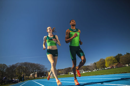 Thumbnail image for 2013-04-24_huddlesoljogging.jpg