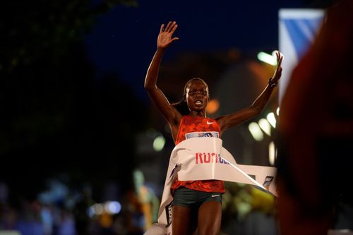 Geoffrey Ronoh upstages Geoffrey Mutai, breaks CR at Birell Prague GP