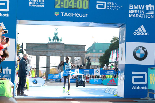 Kipchoge_EluidFH1-Berlin15.JPG
