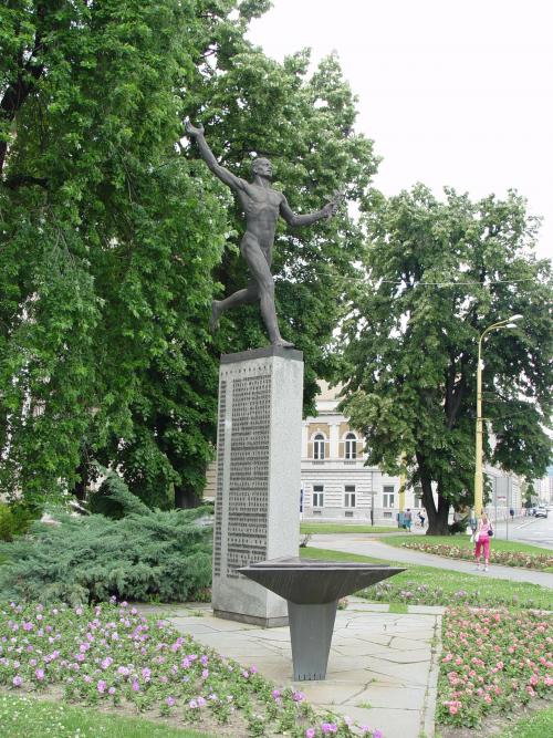 Kosice_(Slovakia)_-_Memorial_of_the_International_Peace_Marathon_1.jpg