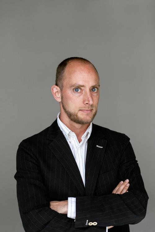 Matt Gross_Runner's World_headshot (September 2017).jpg