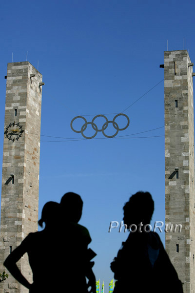OlympicRings-WChs09.jpg