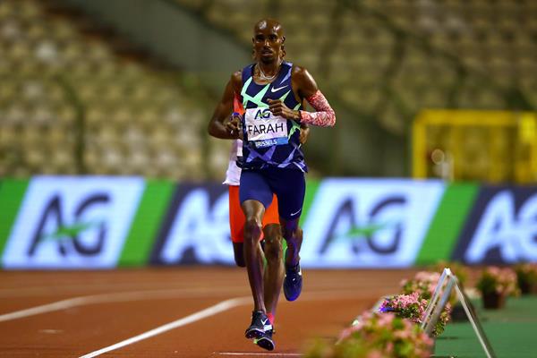 Hassan and Farah break one-hour world records in Brussels, by Mike ...