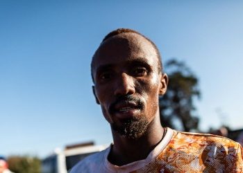 Abdi Nageeye targeting 2:04 at Rotterdam