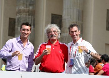 4 to 6 Pre-Selected Kenyans in Virgin London, by Alfons Juck, note by Larry Eder