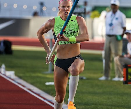 2022 USATF Outdoor Champs: Sandi Morris takes the Women’s Pole Vault in style!