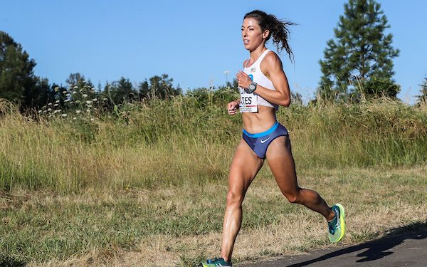 COROS Athletes Watch, # 6: Emma Bates runs PB in World Champs Marathon!