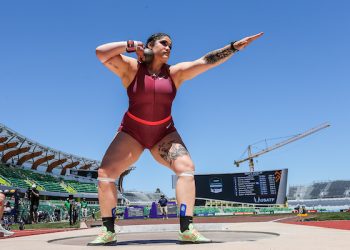 2022 USATF Outdoor Champs: Chase Ealey lets the orb rip! A world leader for Chase at 20.50 meters in the shot put!