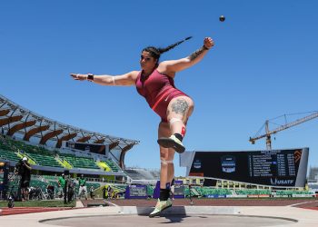 2022 USATF Outdoor Champs: Chase Ealey lets the orb rip! A world leader for Chase at 20.50 meters in the shot put!
