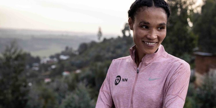 COROS Athletes Watch, #1: Letesenbet Gidey wants a World Championships gold medal to complement her World Records!