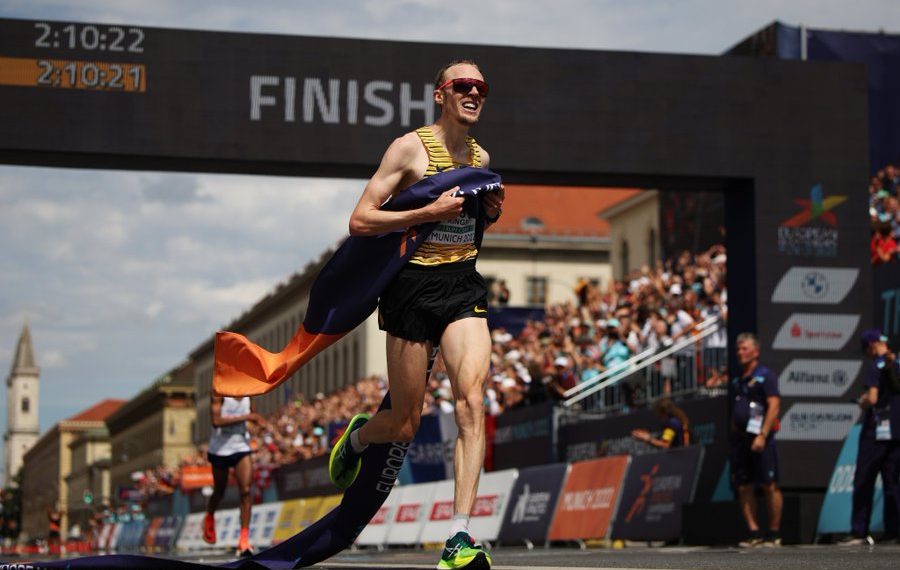 2022 Munich Diary, Day One: Men’s Marathon all happened in last 100 meters! Richard Ringer won the marathon with a last hundred meter sprint! 