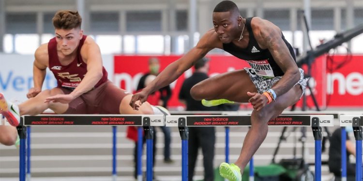 Grant Holloway and Trey Cunningham face off at 2023 New Balance Indoor GP for Hurdlemania!