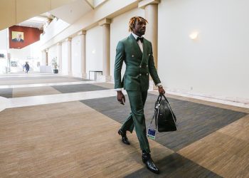 Aleia Hobbs sets AR at 60 meters, Sam Prakel doubles at 1,500m/3,000m, Joe Kovacs gets first indoor title, on Day 3 of the 2023 USATF Indoor Champs!