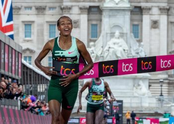 HASSAN, KIPTUM IMPRESS AT RAINY TCS LONDON MARATHON