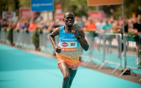 Samuwei Mailu wins the 40th Vienna City Marathon in 2:05.08!