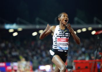 Faith Kipyegon smashes World Record 1500m in Florence