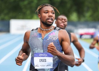 In the Mixed Zones, with Noah Lyles, at at the NYC Grand Prix, June 23, 2023 ( Pre event Zone)
