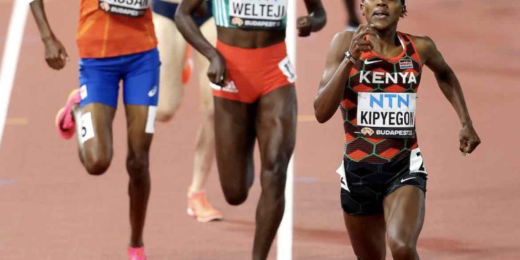 Faith Kipyegon Takes the Gold in the 1,500 meters in Budapest 2023!