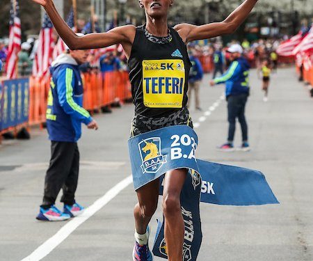 Senbere Teferi and Abel Kipchumba among the favorites to win the BAA half Marathon this weekend