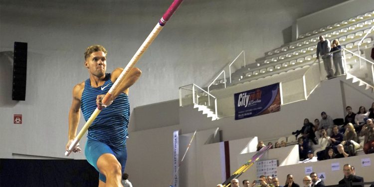 Kevin Mayer will not compete this weekend