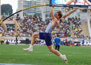 Men’s Pole Vault is back at Millrose Games for first time since 2014!