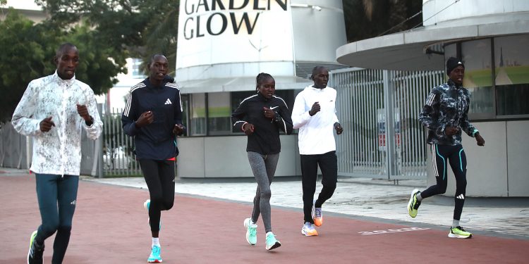 VIEWING MILLIONS SET TO WATCH DUBAI MARATHON LIVE , Dubai Sports Channel Confirmed as Host Broadcaster