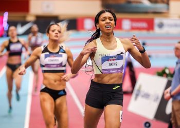 Nia Akins takes 8 Questions from RunBlogRun