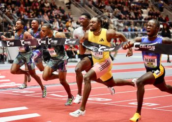 2024 New Balance Indoor Grand Prix: Hull battles St. Pierre, Kessler battles Wightman,  Hollaway impresses and Noah Lyles astounds!
