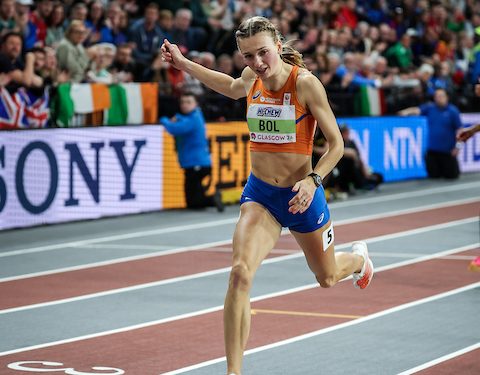 Femke Bol takes gold and a new WR! The Netherlands takes gold and silver with Bol and Kliever!