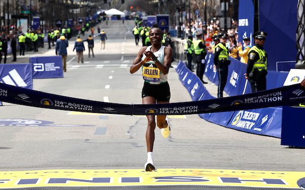 A battle to the very end highlights the Women’s elite version of the 2024 B.A.A. Boston Marathon!