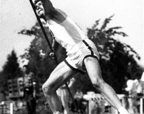This Day in Track & Field History, May 21, Bud Held sets Jav WR (1955), John Thomas clears 2.18m (1960), Natalia Mărășescu sets WR at mile (1977), by Walt Murphy’s News and Result Services