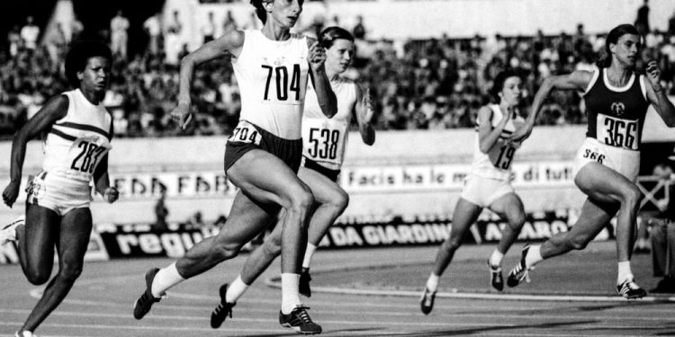 This Day in Track & Field History, June 13, Basil Heatley sets Marathon WR of  2:13.55, (1963), Irena Swewinska sets 200m WR of 22.21 (1974), by Walt Murphy News and Results Services