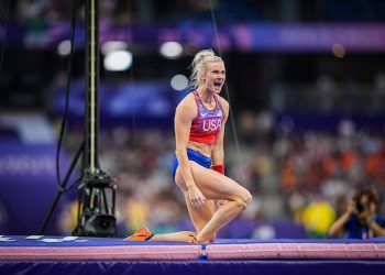 Kennedy and Newman Make History in Women’s Pole Vault