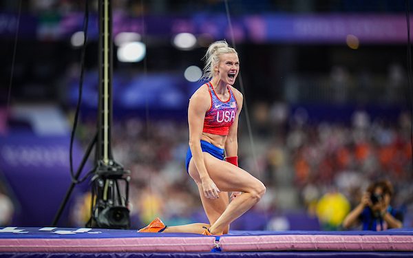 Kennedy and Newman Make History in Women’s Pole Vault