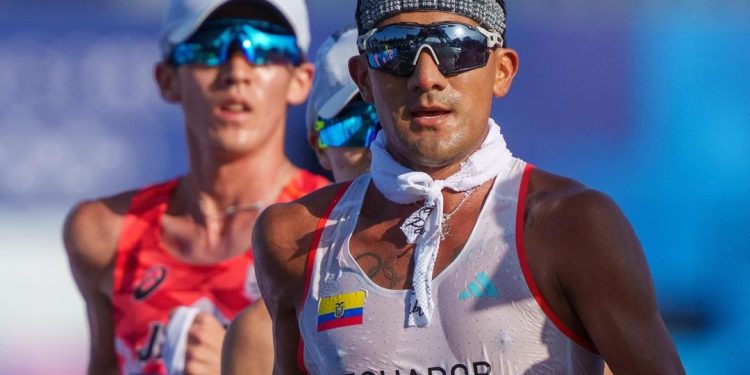 Coffee with Larry, August 1, 2024, Daniel Pintardo keeps cool during Men’s 20k RW win, Jiayu Yang holds on for Women’s 20k RW Win, Day 1 of Athletics is hot, humid and exciting!