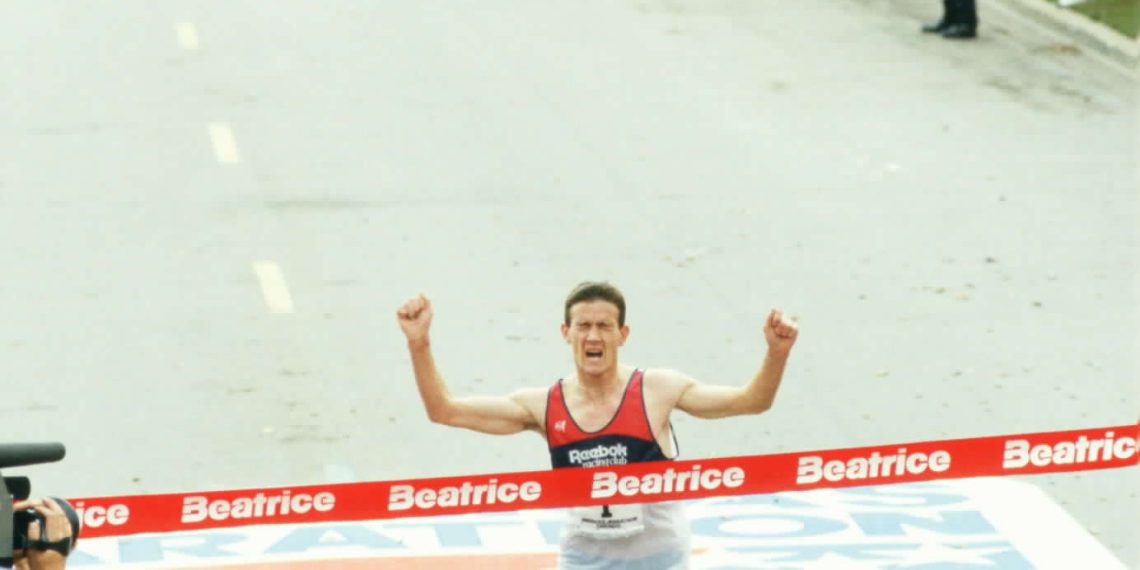 This Day in Track & Field–October 20, Steve Jones wins Chicago, Sets CR, Misses WR by one second! by Walt Murphy News & Results Services