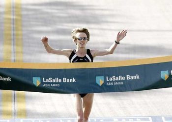 This Day in Track & Field, October 9, Valeriy Brumel sets ER in HJ (1960), Deena Kastor wins LSB Chicago Marathon (2005), Ruth Chepnegetich wins Bank of America Chicago Marathon (2022), by Walt Murphy News and Results Services