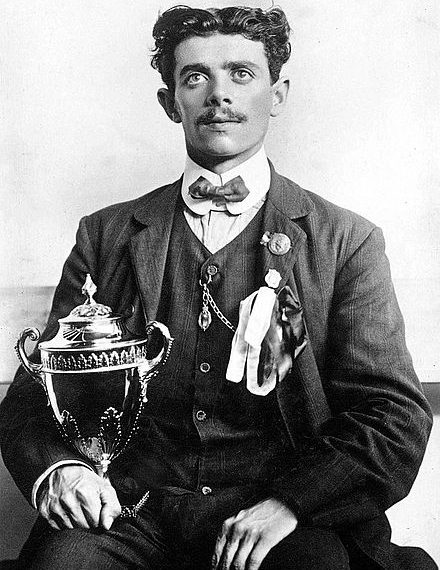 This Day in Track & Field/X-Country–November 25, William Way runs WR at 880 yards (1859), 1908 Olympic Marathon rematch in Madison Square Gardens (1908), Gil Dodds wins NCAA XC (1940), by Walt Murphy News and Results Services