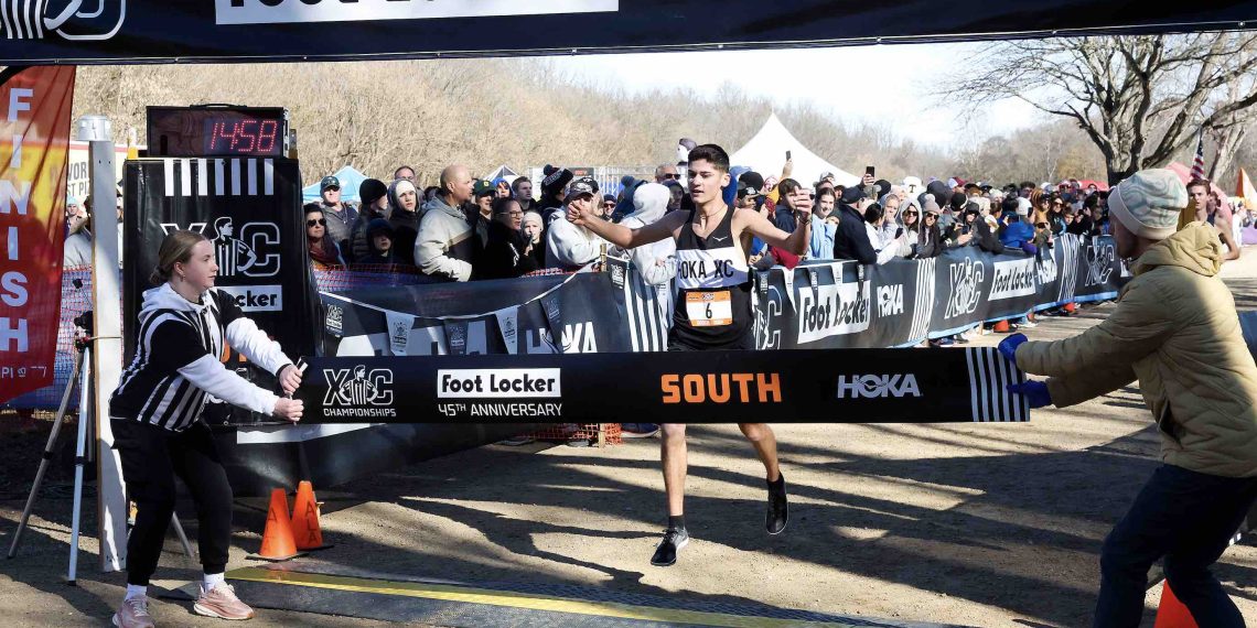 Elizabeth Leachman and Keegan Smith Capture First Place Titles in the 45th Annual Foot Locker XC Championships South Regional!