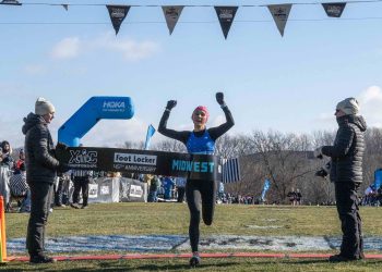 Victoria Garces and Juan Gonzalez Capture First Place Titles in the 45th Annual Foot Locker XC Championships Midwest Regional !
