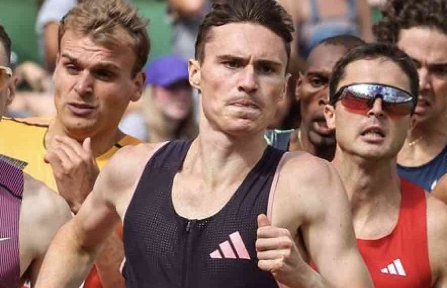 Josh Hoey runs 2:14:48 NR for 1000m at Quaker Invite!