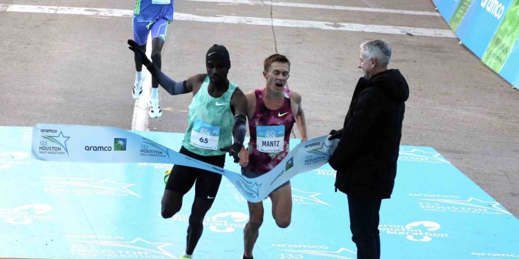 MANTZ, KELATI MAKE HISTORY AT ARAMCO HOUSTON HALF-MARATHON