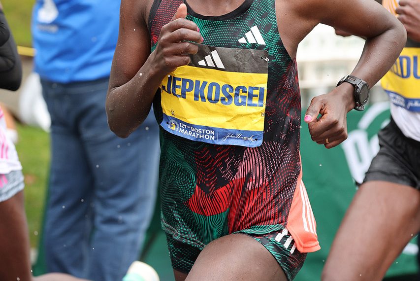 WEIGHT WATCHER TO WORLD RECORD HOLDER, by Pat Butcher