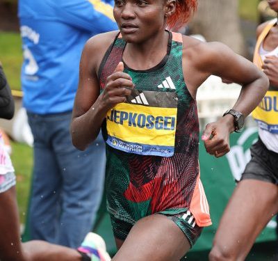 WEIGHT WATCHER TO WORLD RECORD HOLDER, by Pat Butcher